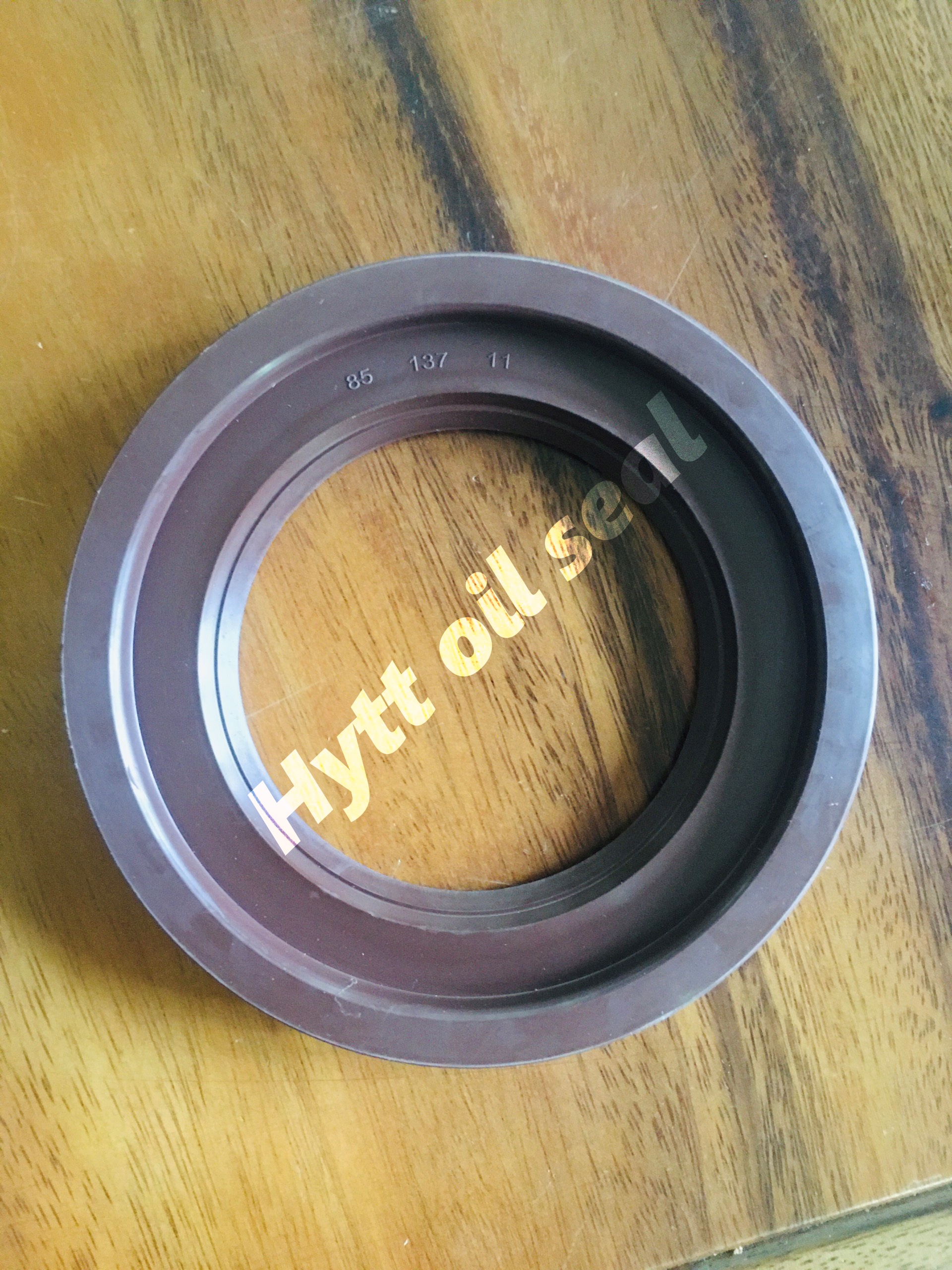 PHỐT XE HƠI TB 85*137*11