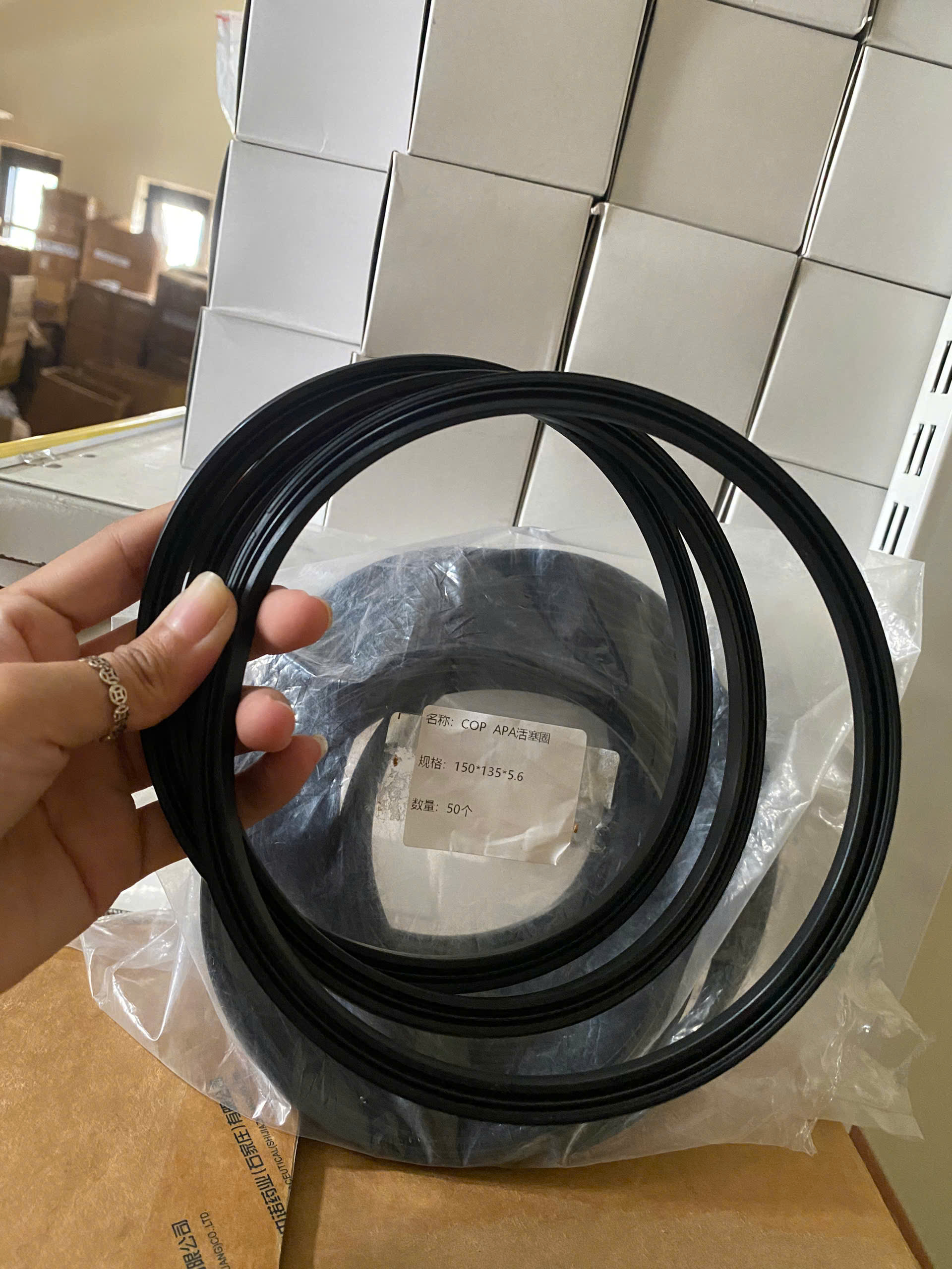 Phốt khí nén APA 150*135*5.6