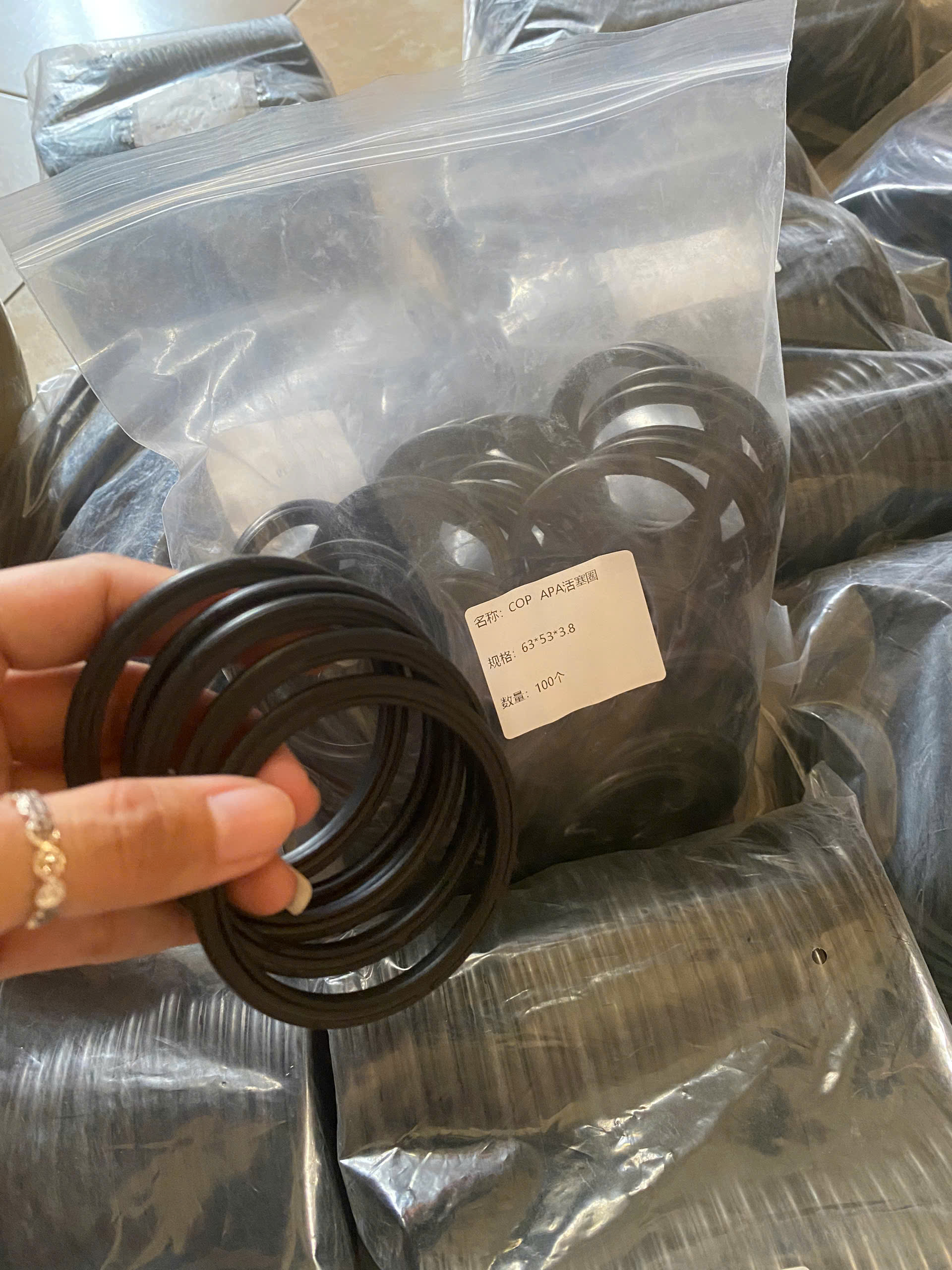 Phốt khí nén APA 63*53*3.8